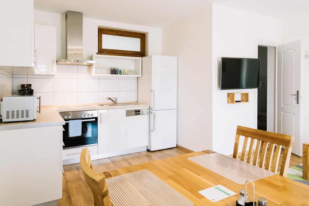 Diofa Apartman Кестхей Екстер'єр фото